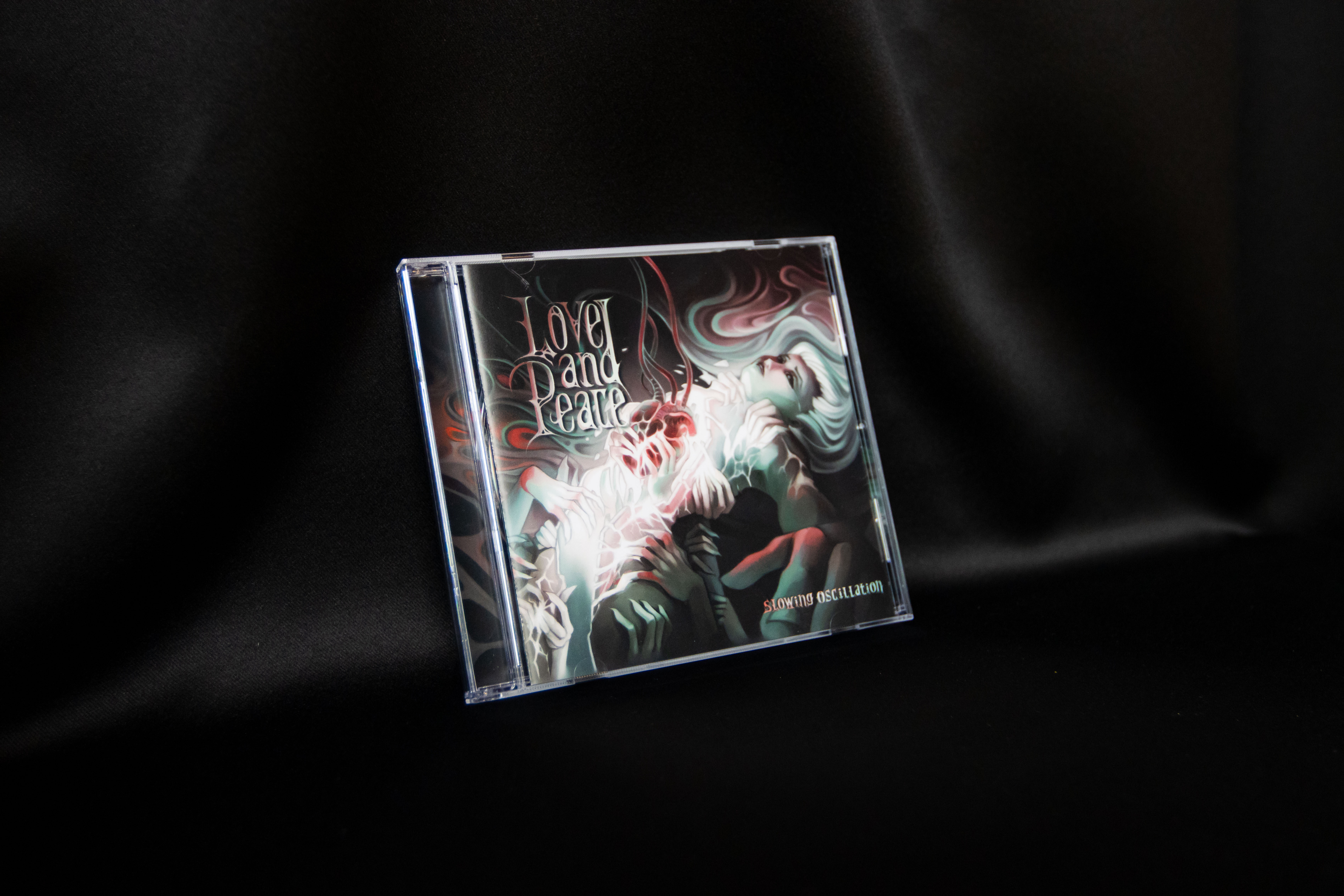 Love and Peace EP 實體專輯